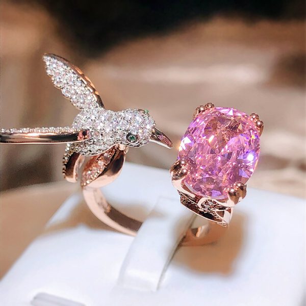 Women's Fashion Saint Mary's Hummingbird Ring – Elegant & Symbolic Jewelry